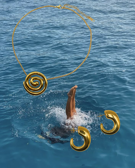 Why Waterproof Jewelry is the Best Thing to Happen to Your Summer Wardrobe