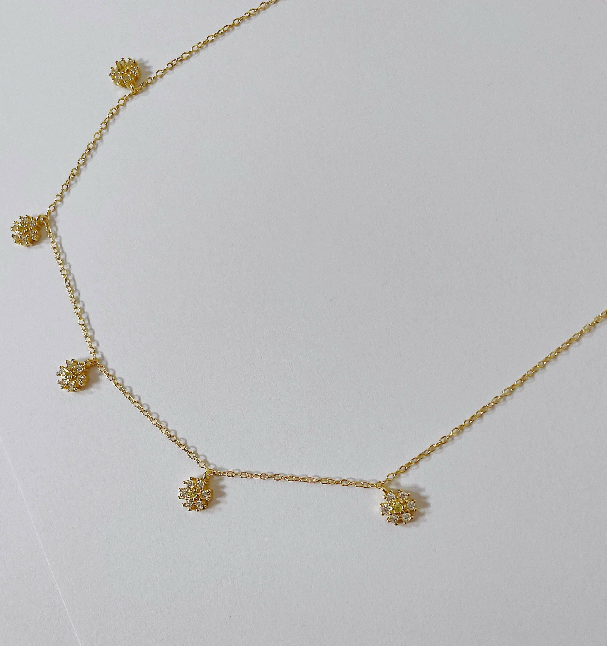 Daisy Necklace - Lemon Lua Daisy Necklace Lemon Lua Default Title Lemon Lua Daisy Necklace Daisy Necklace