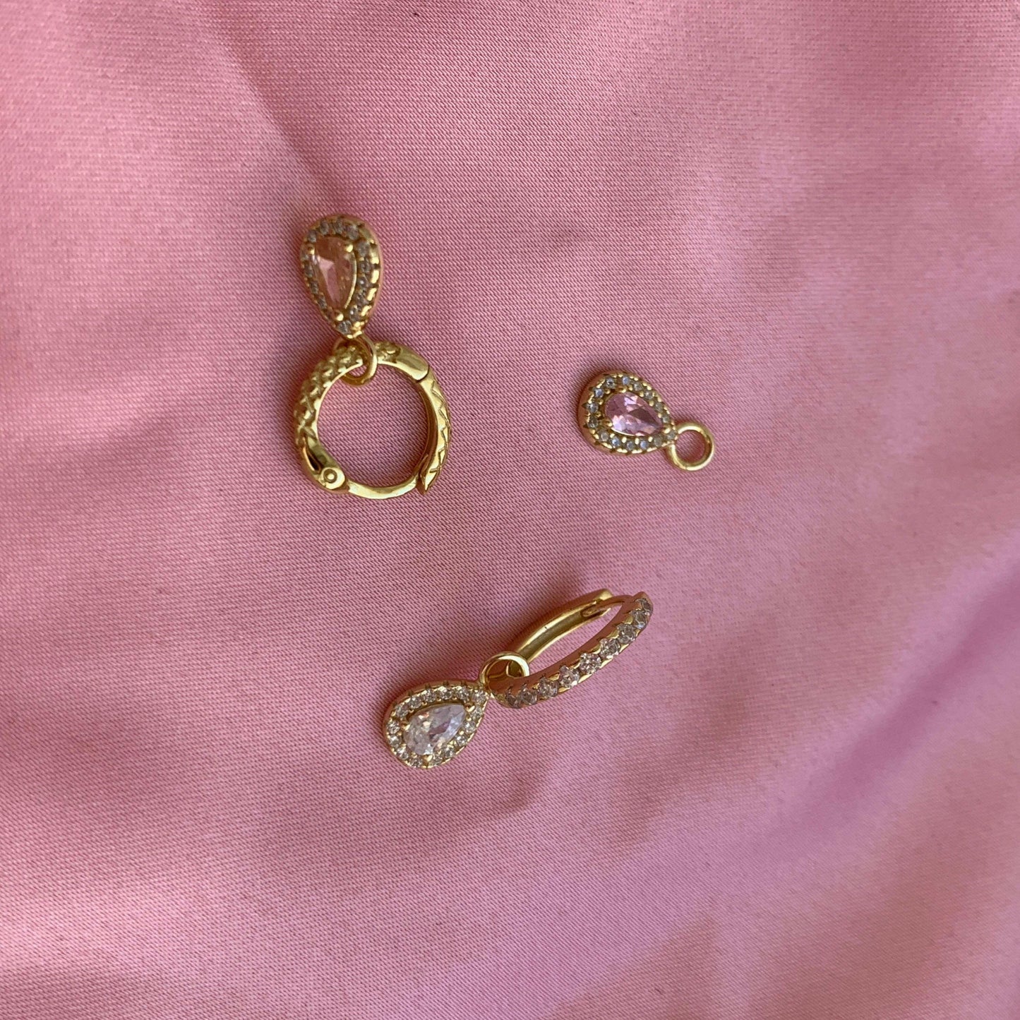 Teardrop charms - Lemon Lua Teardrop charms Lemon Lua White Lemon Lua Teardrop charms Teardrop charms