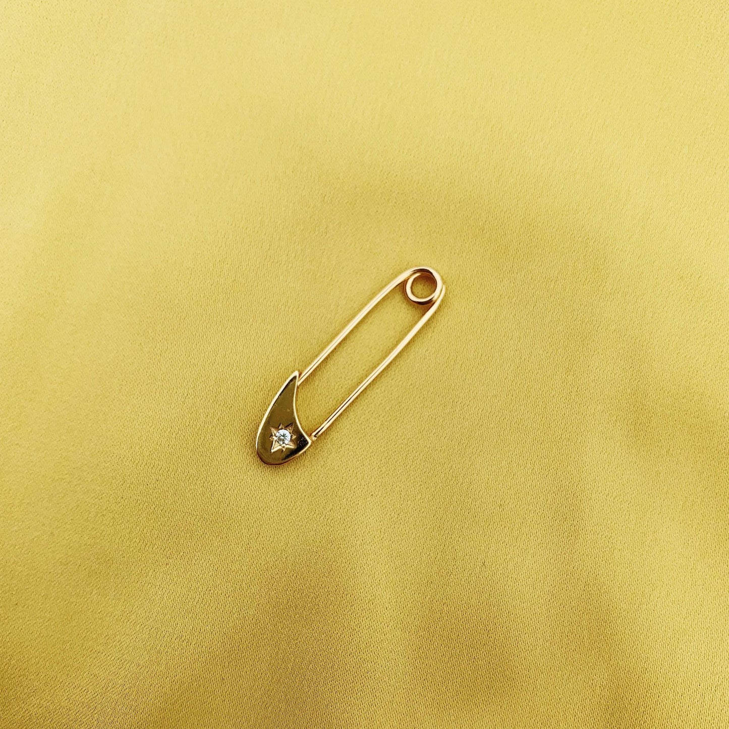 Safety Pin Earring - Lemon Lua Safety Pin Earring Lemon Lua Just one / Gold Lemon Lua Safety Pin Earring Safety Pin Earring